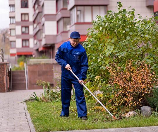 Уборка территории в Кашире и  Московской области