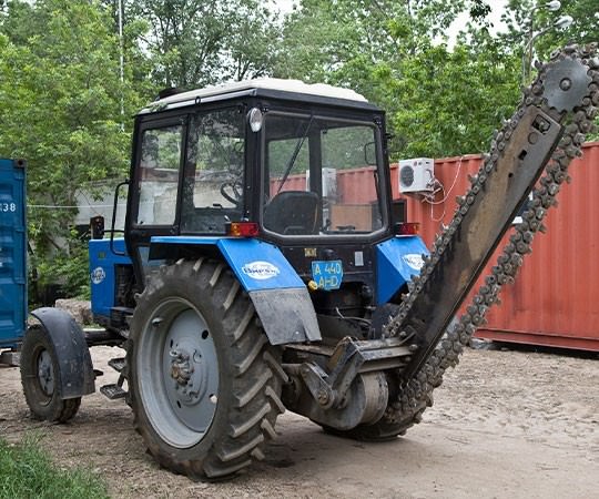 Траншеекопатель в аренду в Кашире и  Московской области